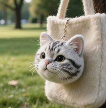 画像をギャラリービューアに読み込む, 【純手作り】リアルなシルバースポッテッドキャット、あなただけのオリジナルペットチャームで、猫の魅力と躍動感を余すところなく再現!